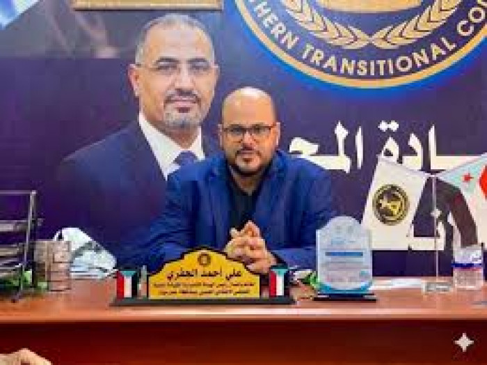 الجفري يرفض تحميل الانتقالي أحداث المكلا