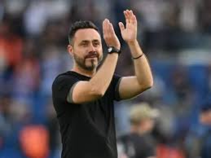 دي تسيربي: سأستمر مع توتنهام الموسم المقبل بغض النظر عن النتائج