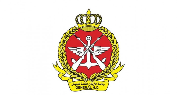 الدفاع الكويتية تعلن اعتراض وتدمير صواريخ ومسيّرات معادية الدفاع الكويتية تعلن اعتراض وتدمير صواريخ ومسيّرات معادية