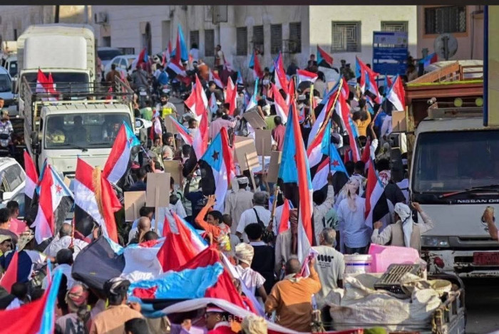 حضرموت وسياسة الخط الأحمر.. لا عودة للاحتلال اليمني ولا مساس بالنخبة