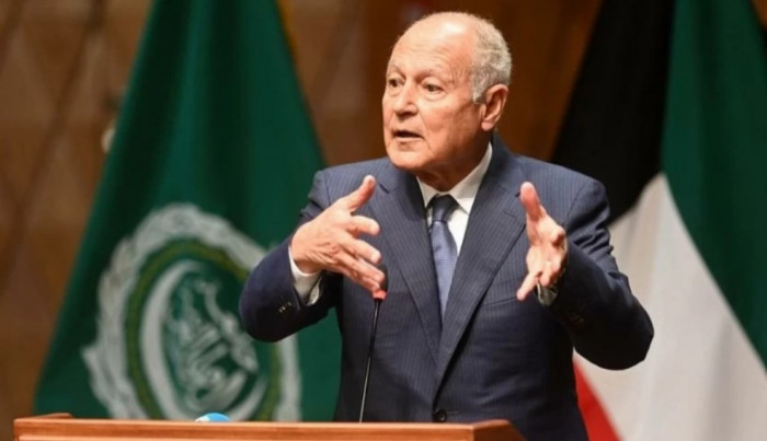 أبو الغيط يُحذّر إيران من التمادي في سياستها العدائية تجاه المنطقة أبو الغيط يُحذّر إيران من التمادي في سياستها العدائية تجاه المنطقة