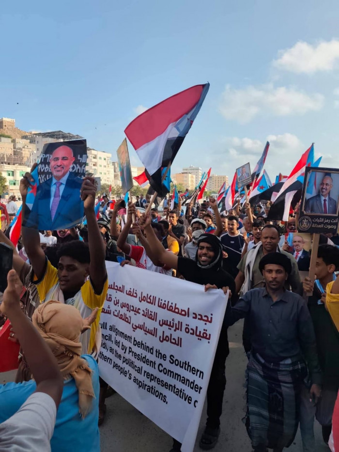 انتقالي حضرموت يدعو للمشاركة بوقفات شعبية بعد القمع في المكلا