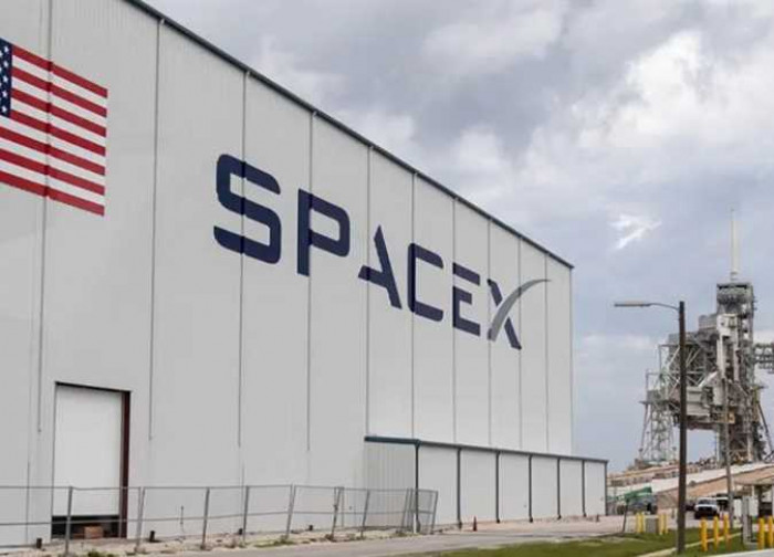 سبيس إكس تودع ملفاً سرياً للاكتتاب العام 
