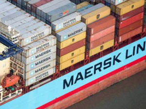 ميرسك تلتزم الحذر في مضيق هرمز رغم اتفاق التهدئة