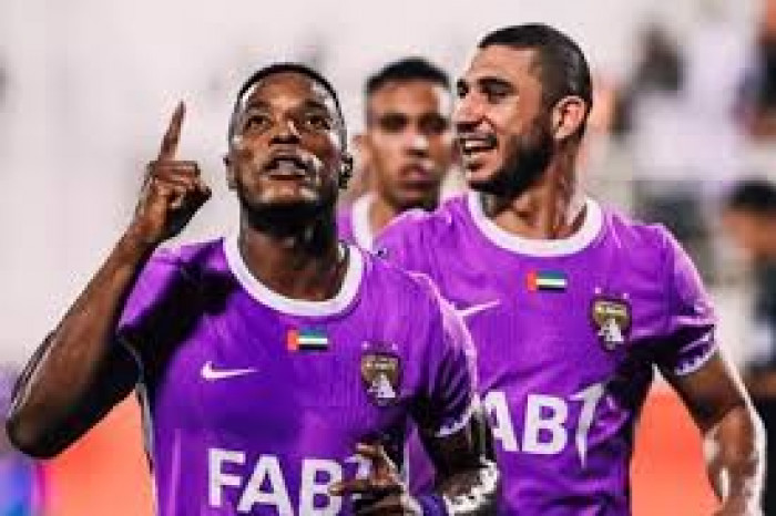 في مباراة درامية.. العين يتفوق على شباب الأهلي بثلاثية في الدوري الإماراتي