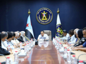 أمانة الانتقالي تبحث خطط مواجهة حرب الخدمات