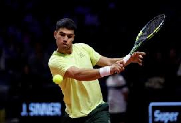 سينر يهزم ألكاراز في نهائي مونت كارلو ليستعيد صدارة التصنيف العالمي 