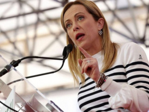 إيطاليا: تصريحات ترامب بشأن بابا الفاتيكان "غير مقبولة"