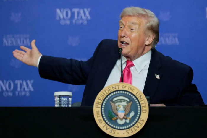 ترامب: إيران وافقت على وقف دعم حزب الله وحماس 