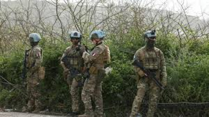 رئيس البرلمان اللبناني معزيا قائد يونيفيل: نقدر تضحيات الكتيبة الفرنسية في الجنوب 