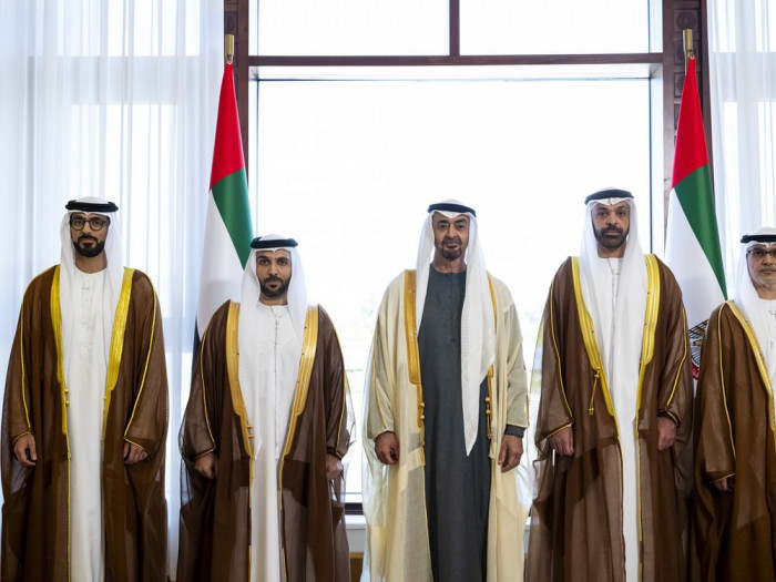 سفراء الإمارات الجدد يؤدون اليمين أمام الشيخ محمد بن زايد لتعزيز الشراكات الدولية 