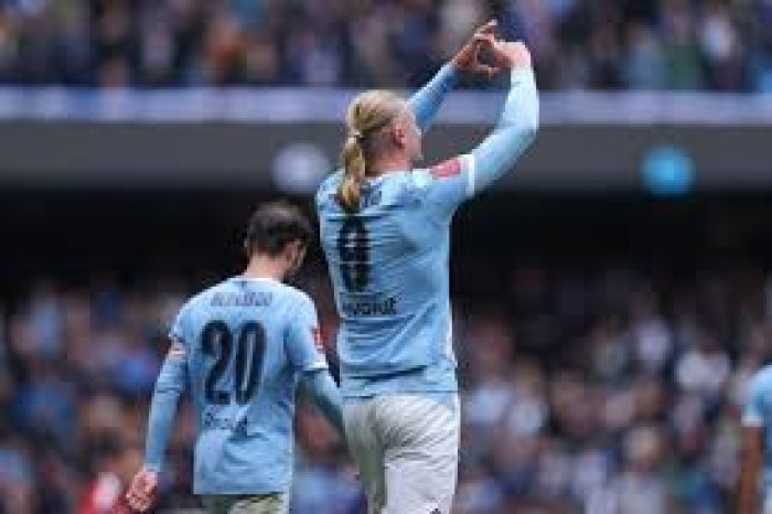 هالاند: مباراة سيتي أمام بيرنلي بمثابة نهائي