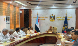 "مستشاري الانتقالي" يدعو إلى المشاركة في مليونية 4 مايو