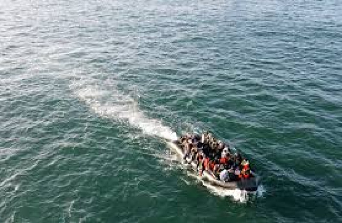 فرنسا وبريطانيا تبرمان اتفاقًا جديدًا لمكافحة الهجرة غير الشرعية 