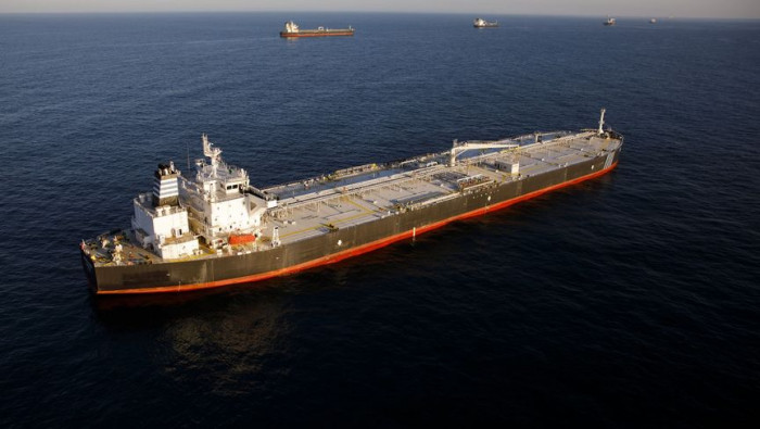 واشنطن تمدد إعفاء الشحن البحري لتأمين إمدادات النفط والأسمدة 