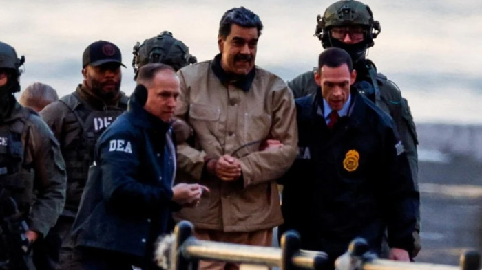 السلطات الأمريكية تتيح لمادورو تمويل دفاعه من أصول فنزويلية 