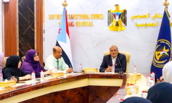 رئيس الجمعية الوطنية يستقبل عددا من القيادات النسوية في عدن