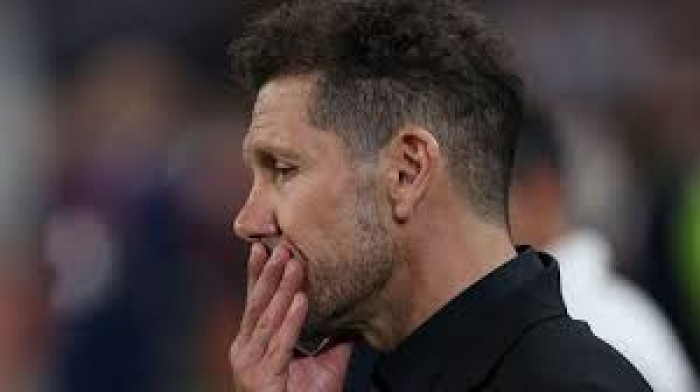 سيميوني يتجاهل الحديث عن عبء دوري أبطال أوروبا قبل مواجهة أرسنال 