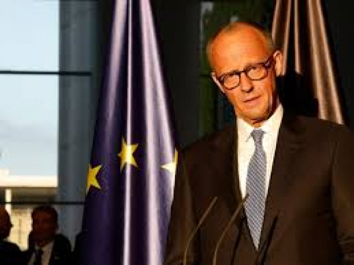 ترامب: المستشار الألماني لا يفقه شيئا فيما يتعلق بإيران 