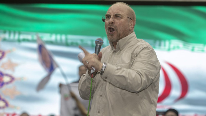 قاليباف يسخر من تصريحات ترامب بشأن إيران 