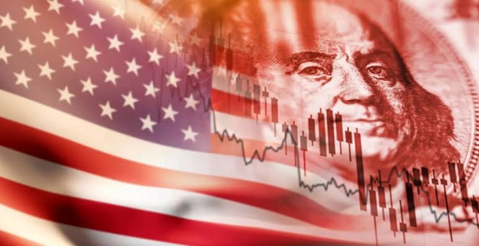 فيتش تحذر من تفاقم عجز الموازنة الأمريكية وتحديات الديون 
