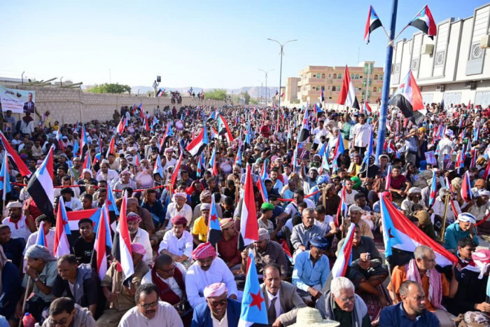 زلزال سيئون.. وادي حضرموت يجدد التفويض للرئيس الزُبيدي بمليونية غير مسبوقة