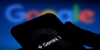 جوجل تؤكد دمج Gemini داخل سيري خلال 2026