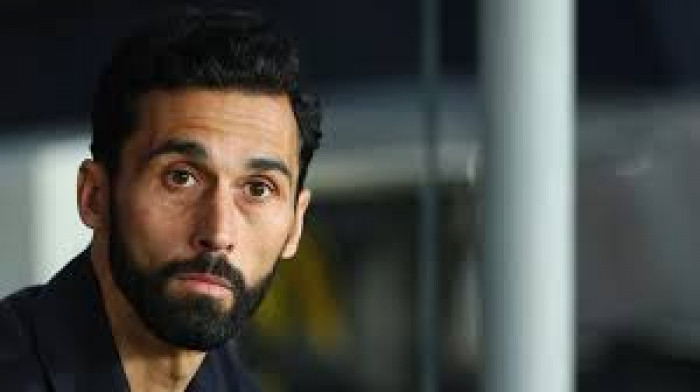 أربيلوا: ينبغي على ريال مدريد مواجهة غضب جماهيره بعد حسم برشلونة للدوري