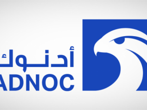 "أدنوك" تخفض سعر خام مربان ليونيو إلى 104.44 دولار للبرميل