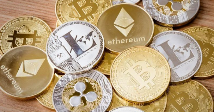 تباين أداء العملات المشفرة وسط آمال بإنهاء الصراع الإقليمي 