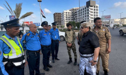 بأول أيام العيد.. الحالمي يتفقد النقاط الأمنية والعسكرية بالعاصمة عدن