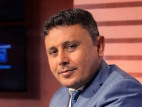 اليافعي عن محافظ حضرموت: يكفيه من العار تفكيك "النخبة"