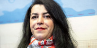 وفاة الفنانة الإيرانية المُعارضة مرجان ساترابي