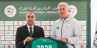 الجزائر تمدد عقد المدرب بيتكوفيتش حتى عام 2028