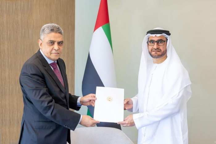 الخارجية الإماراتية تتسلم أوراق اعتماد سفير موريتانيا لدى الدولة الخارجية الإماراتية تتسلم أوراق اعتماد سفير موريتانيا لدى الدولة