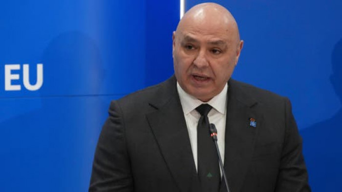 الرئيس اللبناني يدعو إسرائيل إلى الحوار الرئيس اللبناني يدعو إسرائيل إلى الحوار