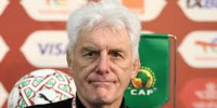 مدرب جنوب أفريقيا بروس مجدداً لاستاد أزتيكا