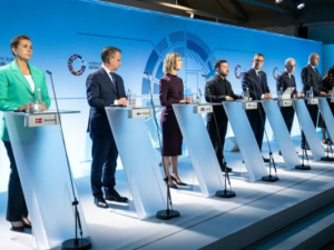 8 دول تعلن دعمها انضمام أوكرانيا إلى "الناتو"