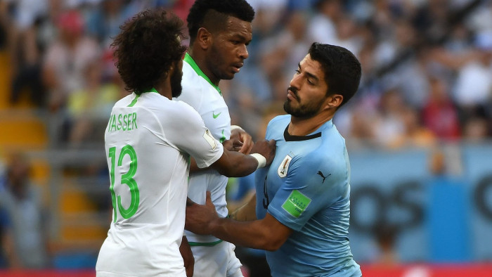 السعودية تنهي الشوط الأول بهدف نظيف في مرمى أوروغواي 