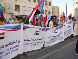 حرب المحطات وتجفيف شرايين الجنوب.. بين الإسناد التنموي الإماراتي وأدوات الحصار السعودي