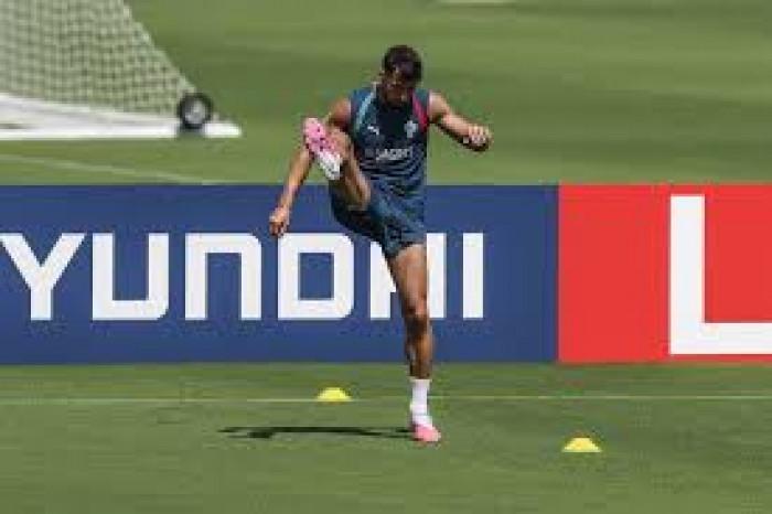 دياز: البرتغال تتجاهل الضجيج مع تصاعد الانتقادات لرونالدو في كأس العالم دياز: البرتغال تتجاهل الضجيج مع تصاعد الانتقادات لرونالدو في كأس العالم