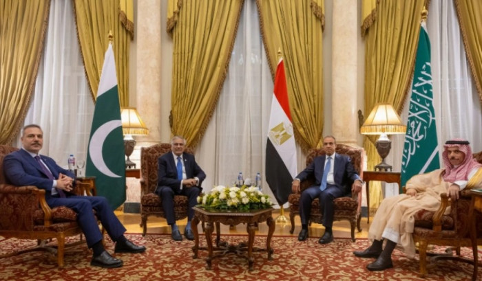 وزير الخارجية السعودي يشارك بالاجتماع الرباعي في القاهرة وزير الخارجية السعودي يشارك بالاجتماع الرباعي في القاهرة
