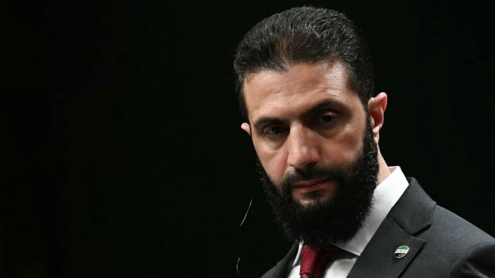الشرع يكشف عن خطة جديدة لمعالجة الأزمة اللبنانية الشرع يكشف عن خطة جديدة لمعالجة الأزمة اللبنانية