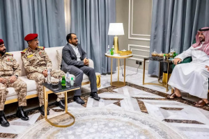 دبلوماسية الغرف المغلقة.. تفاهمات سرية تجريها السعودية لتمكين المليشيات الحوثية