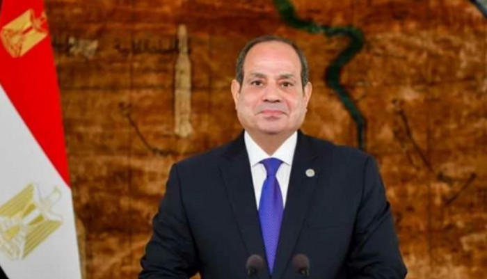 الرئيس السيسي يُعزِّي القيادة السعودية في ضحايا طائرة أرامكو
