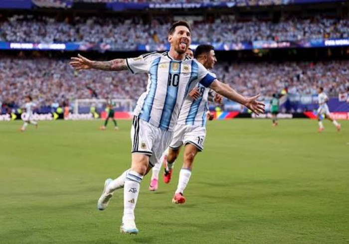 ميسي يعزز رقمه القياسي في كأس العالم بمشاركته أساسيا أمام الرأس الأخضر