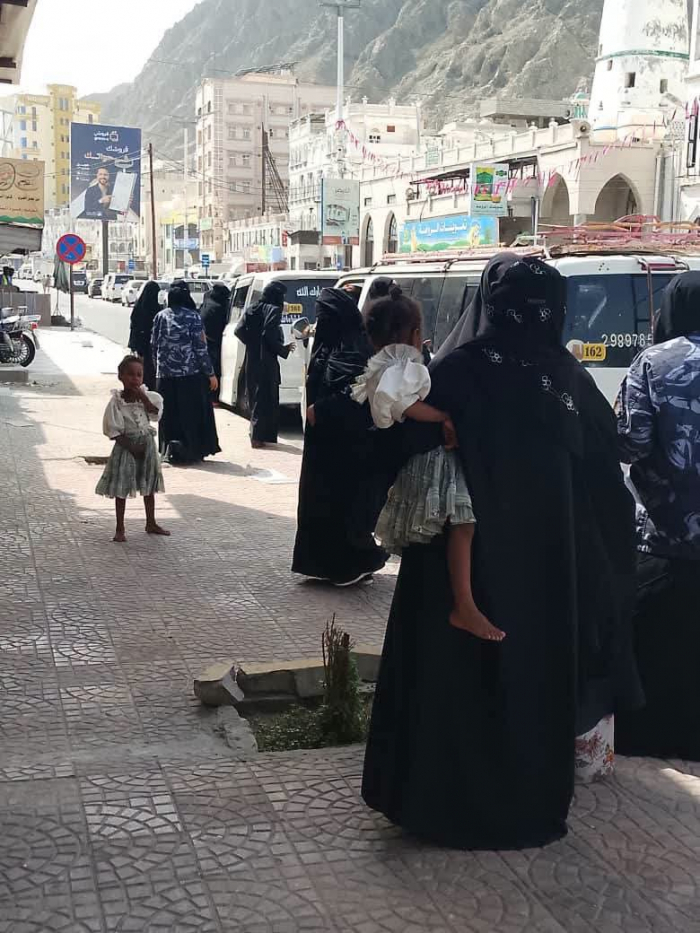 الانتقالي يندد باعتداء سلطات الوصاية في حضرموت على نساء المكلا