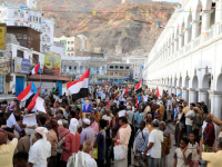جماهير المكلا تتحدى الرصاص في مليونية رفض الوصاية السعودية
