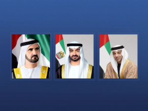 محمد بن زايد ونائباه يهنئون رئيس منغوليا بذكرى اليوم الوطني لبلاده