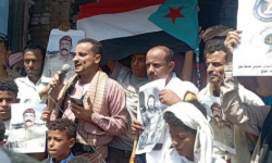غضب شعبي في المسيمير رفضا لسياسات الوصاية الخارجية